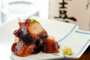 旬の素材をよりおいしく仕立ててくれる　職人の技が光る【前菜】