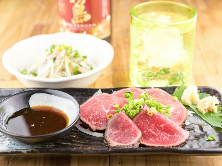 牛肉タタキ