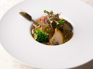 新鮮で旨みたっぷりの「鮑」と中四国地方の「旬野菜」