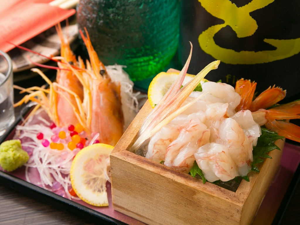 色鮮やかな身が特徴の『大エビ刺し』