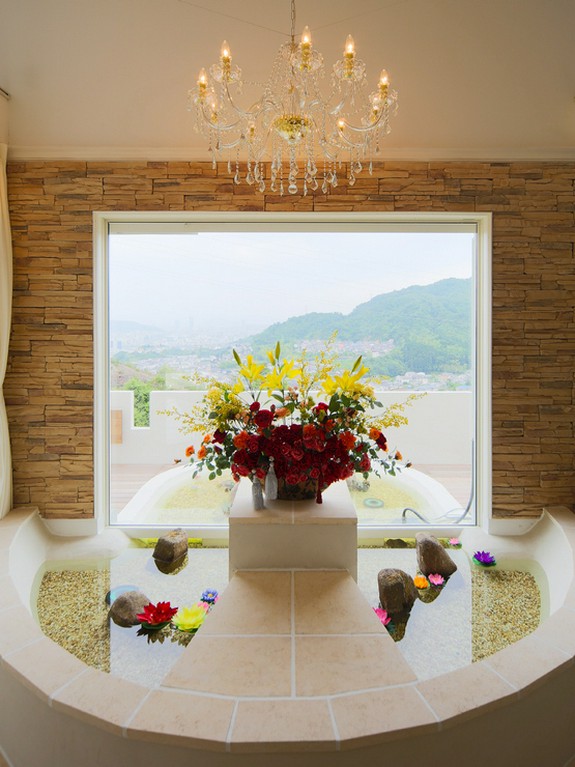 内装にこだわったお洒落な店内は、心癒される空間