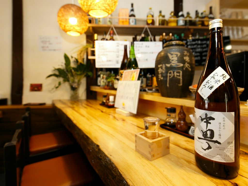 “自分だけの時間”が、心ゆくまで満喫できるカウンター席