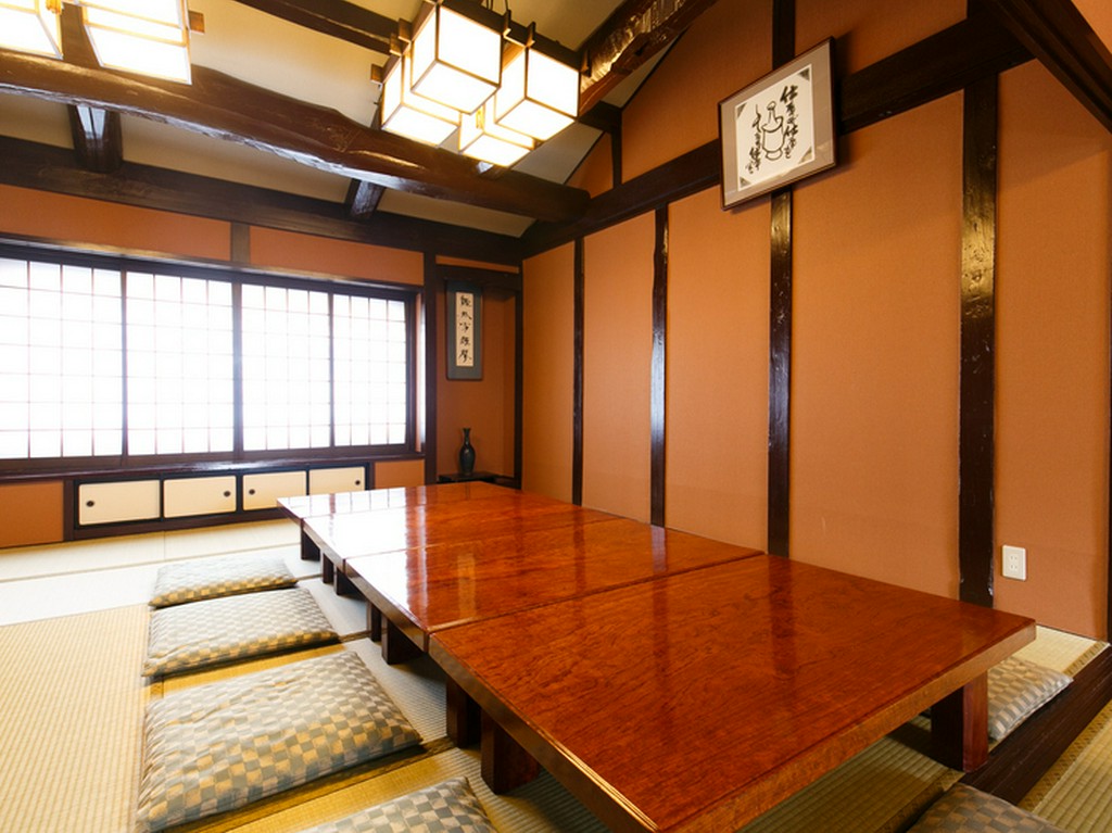 宴会場完備。予算に応じた『宴会コース』を提案