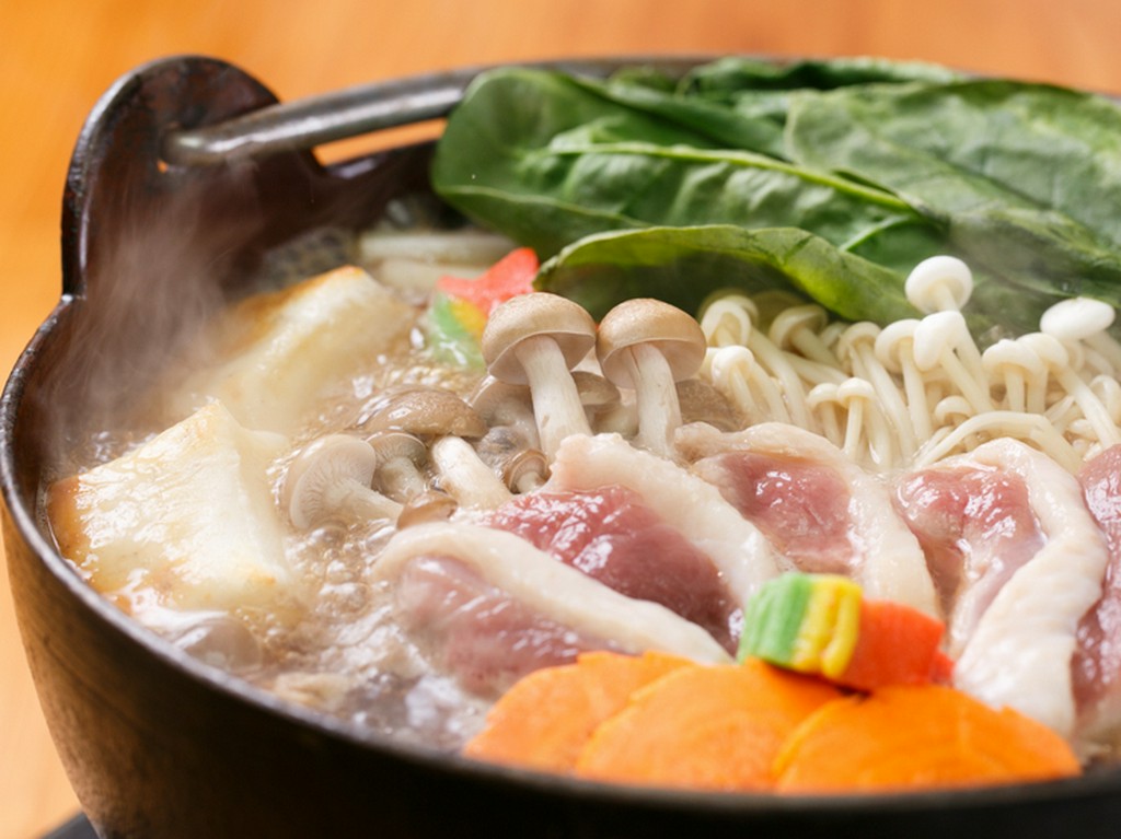 予約必須！冬の名物『鴨鍋』