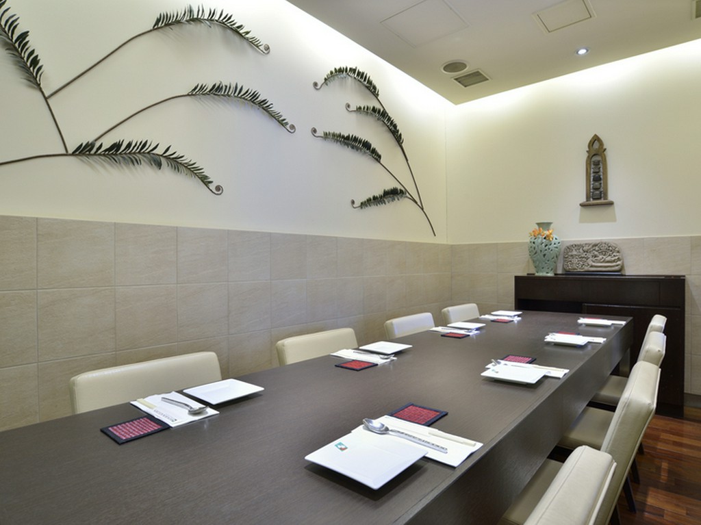 日常の喧噪を忘れてリラックスできる、スタイリッシュな個室