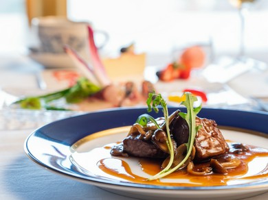 【スペシャルランチコース】北海道根室産ホタテや魚介、黒毛和牛を味わう全5品