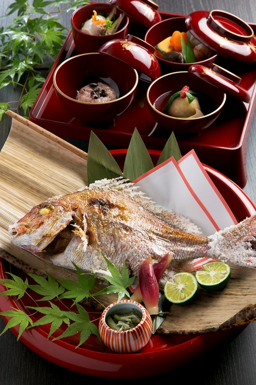 お食い初めや祝膳などの記念日はとっておきのお料理で