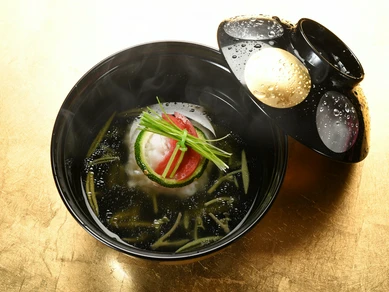 それぞれの季節に味わえる京野菜と鮮魚の『煮物椀』