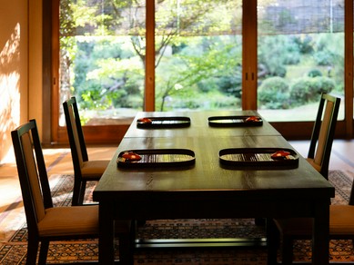 伝統の趣が宿る空間で、心をつなぐ美酒・美食の体験を提供