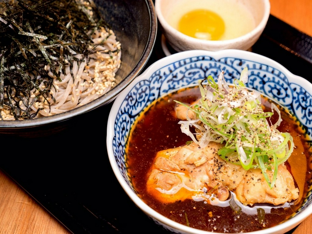 彩鶏 とりそば（温）