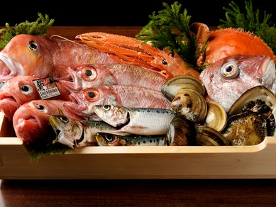 全国から選りすぐりの鮮魚を好みの調理法でいただける『魚料理』