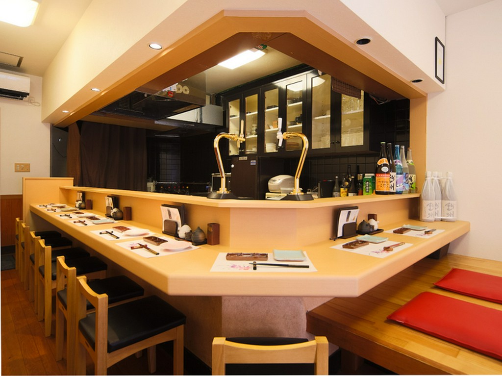 大人が集うバーのようなおしゃれな空間