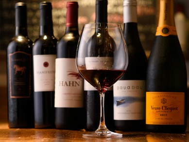 上質なワインを提供。料理とワインで楽しいひととき　