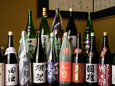 宮城県や東北地方をはじめ、日本全国の日本酒を取り揃え