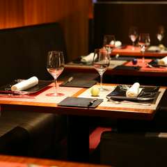 美味しい料理とワインが充実のラインナップ。女子会におすすめ