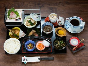 四季折々の趣向を味わえるランチ『遊季膳』