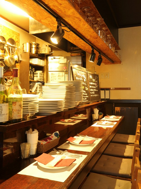 お誕生日などの記念日に、素敵なディナーデートはいかが