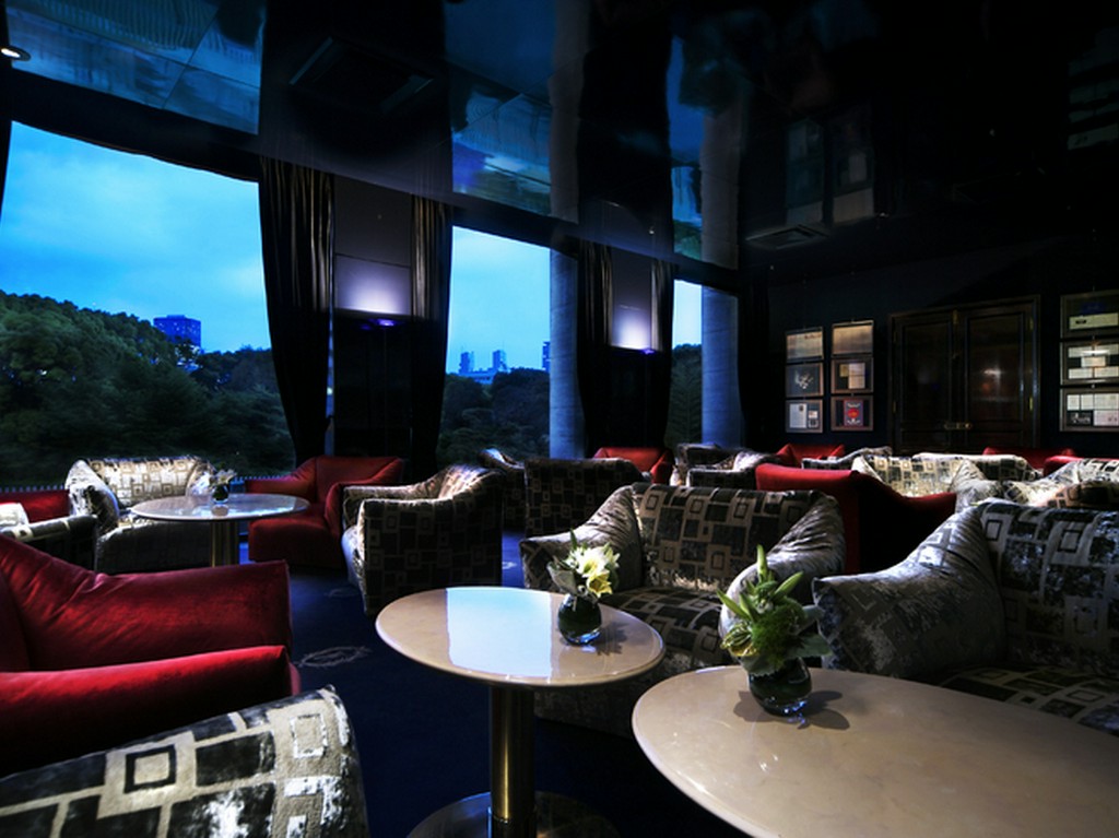 重厚感のある洗練された空間で、大切な人との語らいを