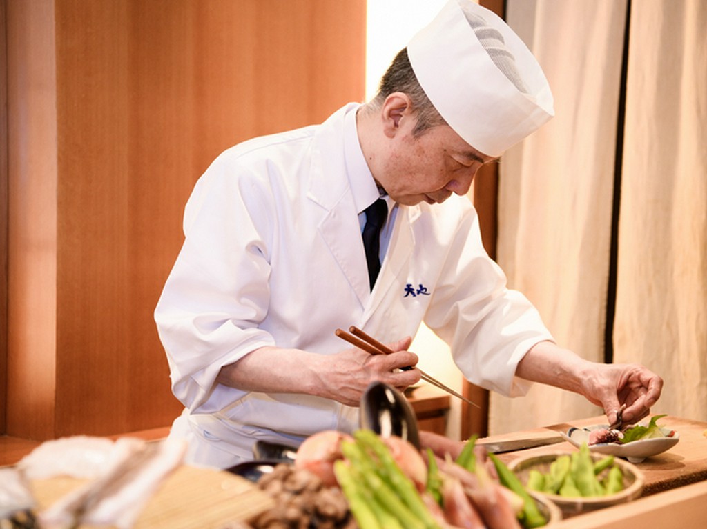 お客様にとって一番美味しい食べ方は、自由に食べてもらうこと