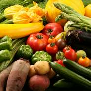 シェフが絶対的な信用をおいている牧場や農園から仕入れている食材は、シェフにとってまさに心臓部だそう。食材の旨みを活かしたTouiメニューは、毎日違う味わいを楽しめます。