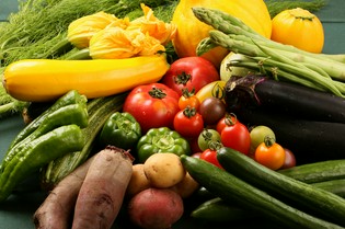 自分好みの契約牧場や農園から仕入れる食材