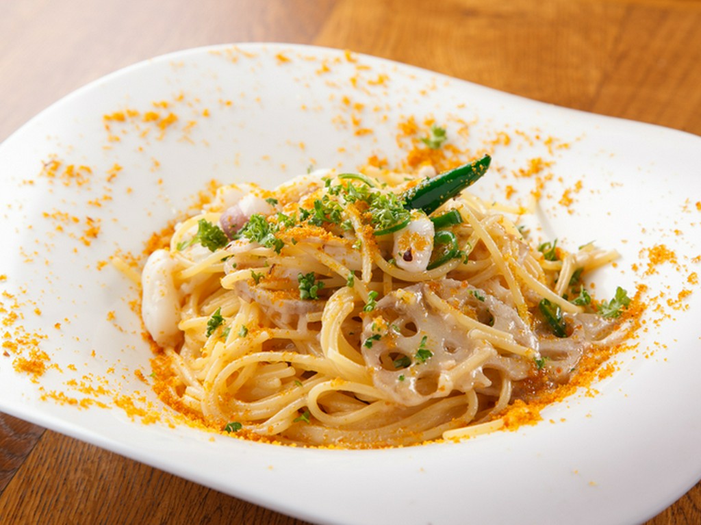 昼飲みもできる！土・日・祝はお昼から夜メニュー注文も可能！！