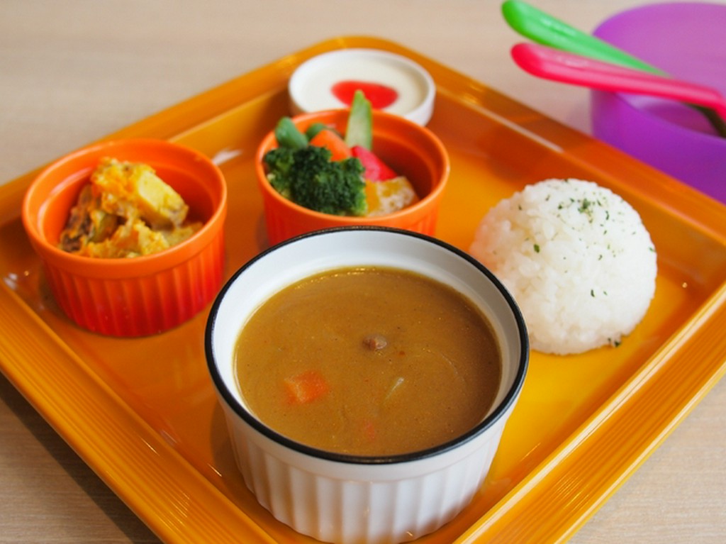 キッズスペース、授乳室、おむつ替え台完備！