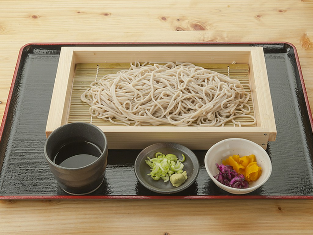自家製のそばとつゆで、そばの風味を楽しめる『もりそば』