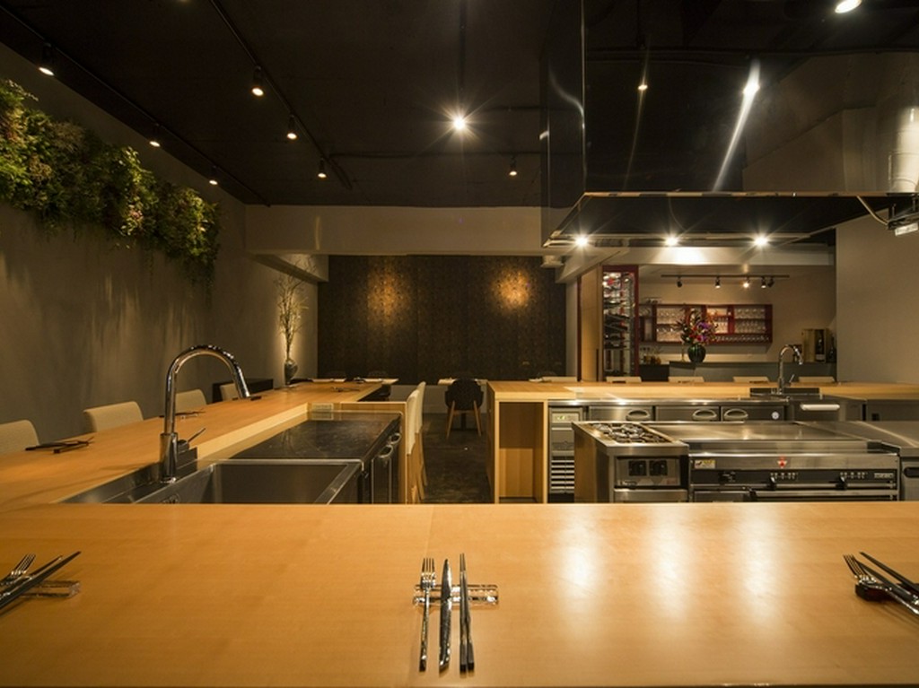 本格的なカウンターイタリアンで、満ち足りた1人の時間