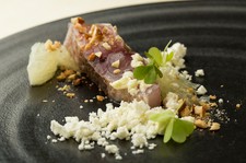 季節の最良の食材を用いたコースとなります。

こちらのコースは、前日までのご予約させて頂きます。

