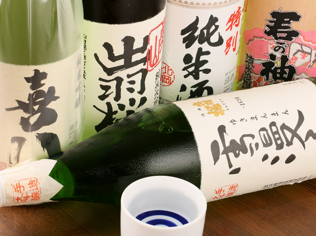 洗練された料理を引き立てる銘酒の数々