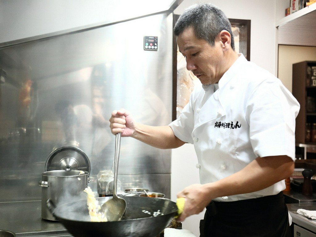 適度な距離感を大切に、お客様の様子を気にかけています