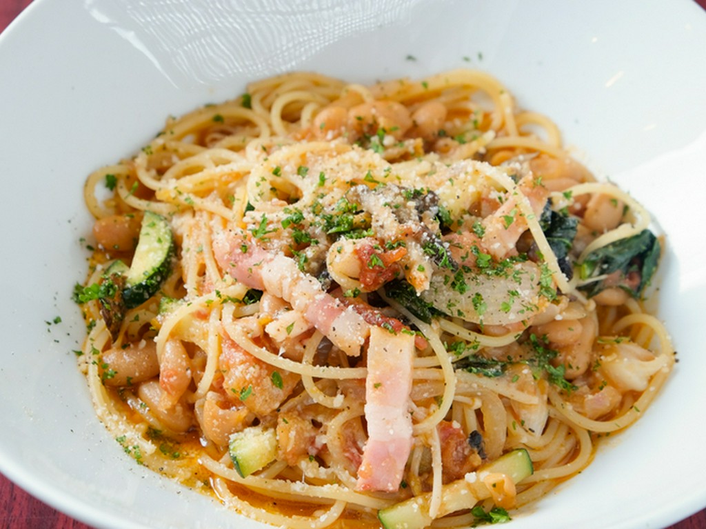 ソースが自慢の『スパゲティーニ　お野菜たっぷりトマトソース』