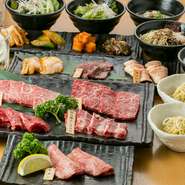 お店のイチオシは『永秀スタンダードコース』。『キムチ盛り合わせ』『チョレギサラダ』お肉4種、『ホルモン3種盛り』等のセットを5000円で。歓送迎会やご宴会にもぴったりなコースです。