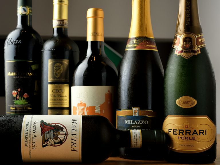 本場イタリアの州ごとのワイン。グラスワインはワンコインから!