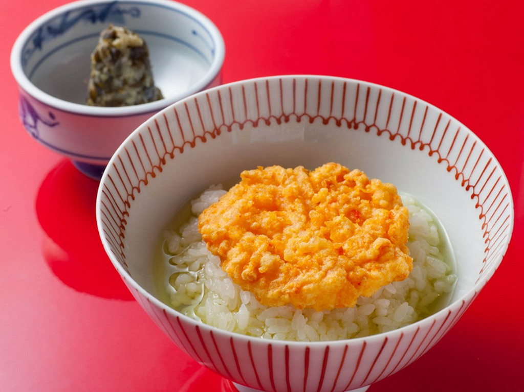 締めに最適、かき揚げと煎茶でさらりと『天茶』