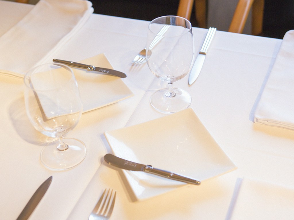 フランス銀器の最高峰「ピュイフォルカ」のカトラリー