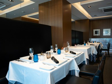 全20席のアットホームな店、温かな気配りに心やすらぐ