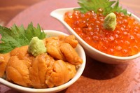 小さなうにご飯　1,890円～
小さないくらご飯　1,890円