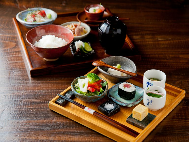 ランチでも味わえる【栄ゐ田】の繊細な手の込んだ料理