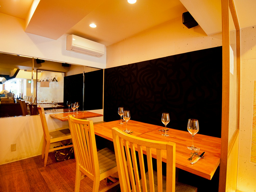 少人数のパーティーからお店の貸切も相談次第で可能