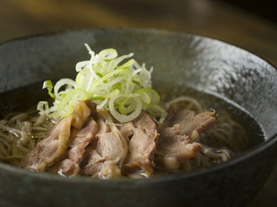 さっぱりと食べられる『冷たい肉そば』