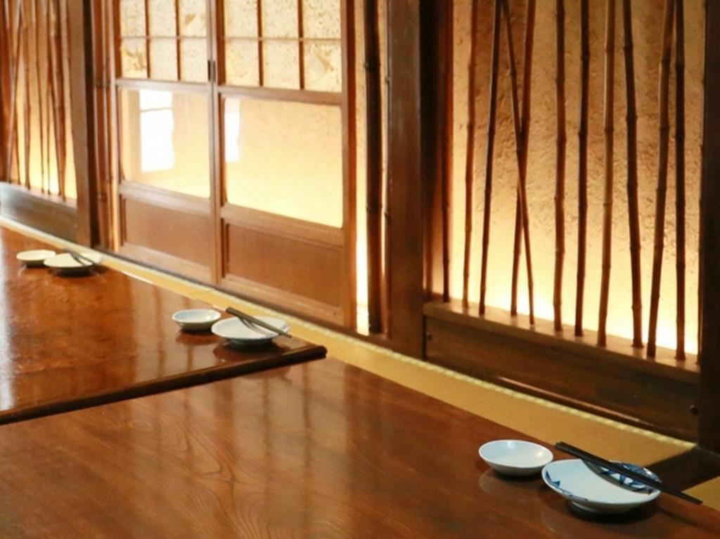 ゆったりとくつろげる和の空間