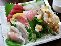 長崎・五島列島直送の新鮮な魚を盛り合わせた『刺身』一人前