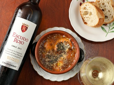 築地で仕入れた新鮮な活穴子や近海もの江戸前小魚で旬を味わう