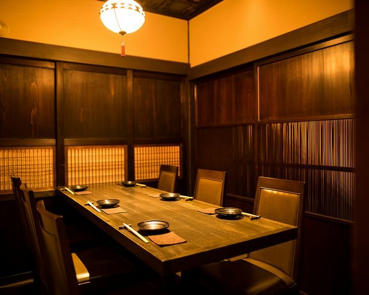 テーブル個室、会食や接待にもお勧めです