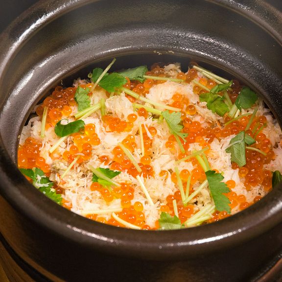 お一人様一皿づつ、お取り分けなくご提供致しますので、ご接待に最もご利用いただいているコースです。