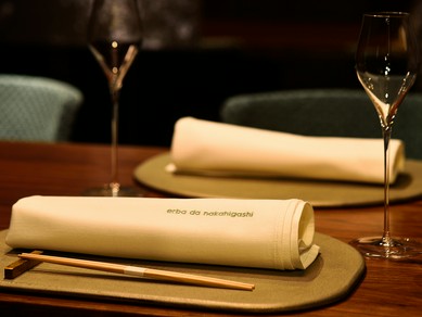 料理のみならず、ドリンクやカトラリーなど細部に至るこだわり