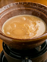 フカヒレの白湯煮込み