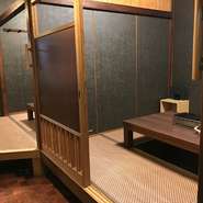 和の落ち着いた和室空間は、接待などでの会食に理想的。A4・A5ランクのお肉が取り揃えられているので、接待や大切な方を招いてのおもてなしに喜ばれること間違いなしです。